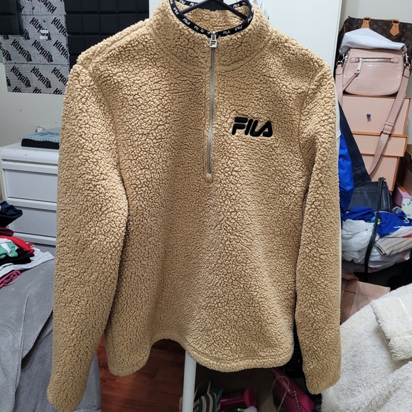 FILA Sweater Medium Like New - Picture 1 of 8